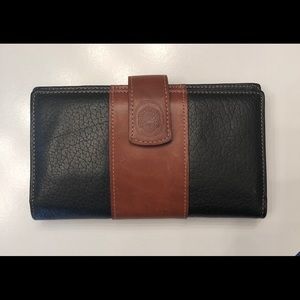 NU Mundi Genuine Two Tone Leather Checkbook Wallet